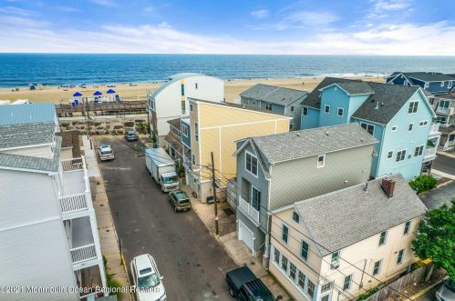 8 Church St, Locust NJ  07760-2104 exterior