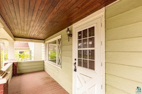 406 43 Ave, Duluth MN 55807-1555 exterior