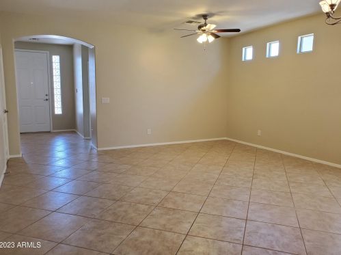 2094 Oakland St, Chandler AZ  85225-4184 exterior