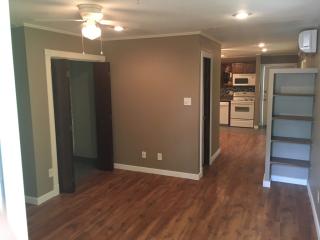 5969 Lewis St, Dallas TX  75206-7989 exterior