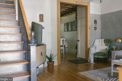 460 New Dorwart St, Lancaster PA 17603-5220 exterior