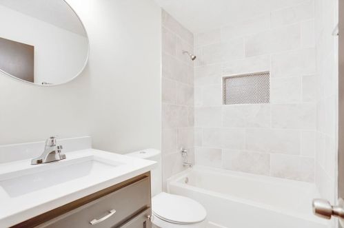 5410 Forest Downs Cir, Atlanta GA  30349-2488 exterior