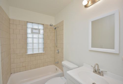 2321 60th St, Milwaukee WI  53219-2129 exterior