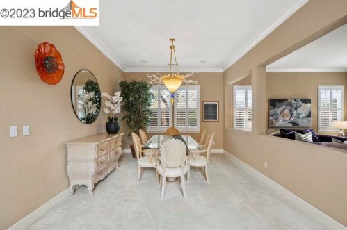 985 Rosehedge Ct, Concord, CA 94521-5453