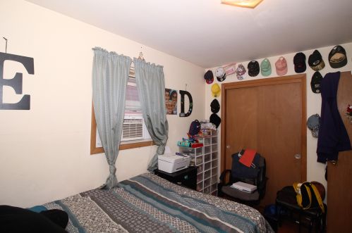 7406 Derby Pl, Milwaukee WI 53209-5841 exterior