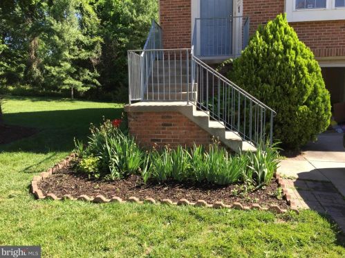 10421 Heathside Way, Rockville MD  20854-6345 exterior