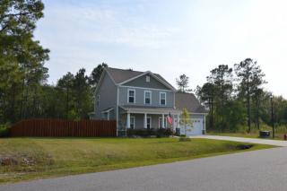 221 Admiral Ct, Sneads Ferry NC  28460-6882 exterior