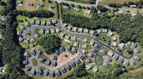 17 Shepard Ln, Enfield CT 06082-4162 exterior