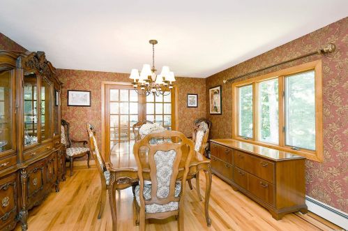 29 Kendrick Ln, Huntington Station NY 11746-7829 exterior