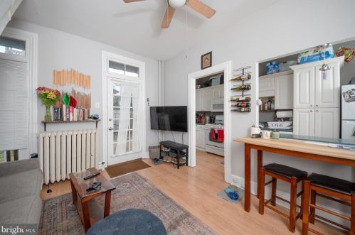 113 Walnut St, Lancaster PA 17602-2451 exterior