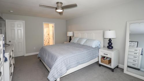 62 Hoit Rd, Concord NH  03301-1804 exterior