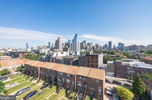 1201 Fitzwater St, Philadelphia PA 19147-1842 exterior