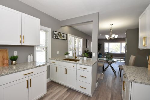 2554 Hubbard St, Milwaukee WI  53212-2845 exterior