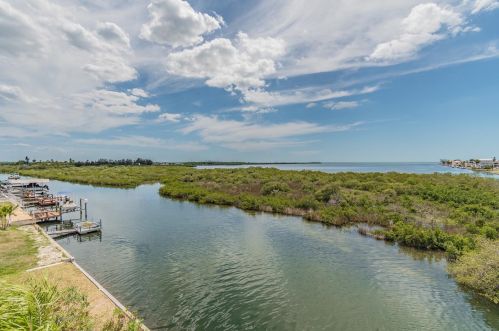 13435 Starfish Dr, Port Richey FL  34667-7606 exterior