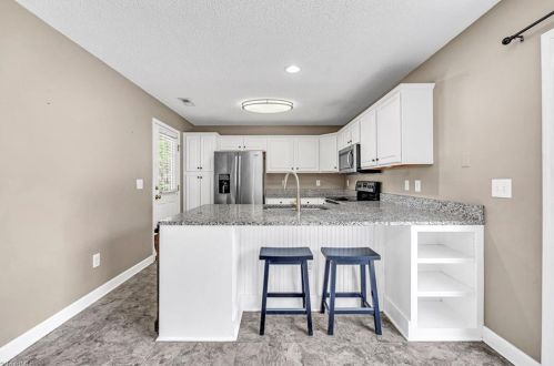 325 Hawthorne Ct, Randleman NC  27317-8223 exterior