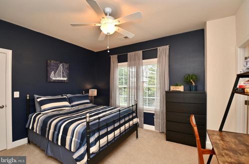 5718 Colfax Ave, Alexandria VA 22311-1012 exterior