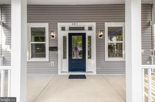 2911 17th St, Washington DC  20018-1825 exterior