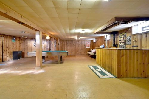 6696 Olympia Ave, Chicago IL 60631-1518 exterior