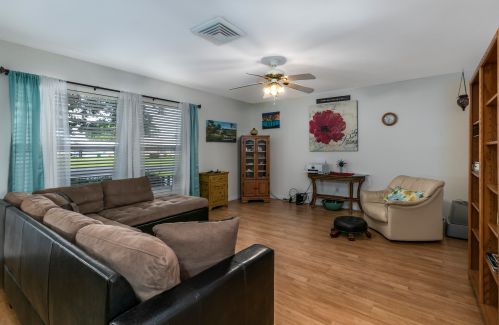 2193 Shelter Dr, Fort Pierce FL 34952-4849 exterior