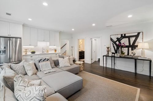 2652 Forrest Way, Atlanta GA  30305-3770 exterior