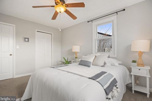 1412 Isted Rd, Glen Burnie MD 21060-7406 exterior