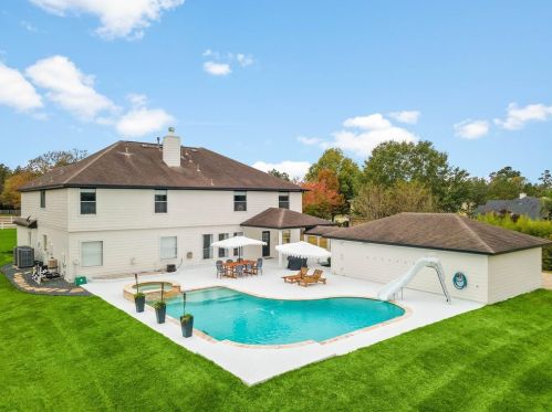 11410 Connie Ln, Montgomery TX 77316-5430 exterior