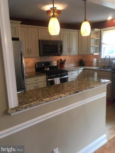 109 Vly Vw Rd, Media PA 19063-1430 exterior