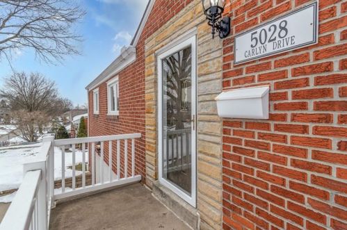 5028 Carlyn Dr, Pittsburgh, PA 15236-1954