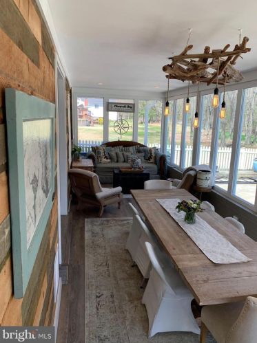 7625 Locust Grv Rd, Glen Burnie MD 21060-8453 exterior