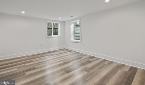 2706 Valley Dr, Alexandria VA  22302-2845 exterior