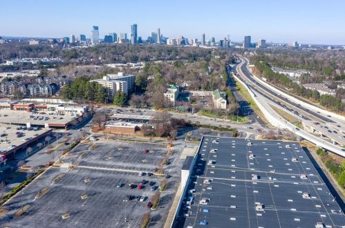 706 Cosmopolitan Dr, Atlanta GA 30324-3615 exterior