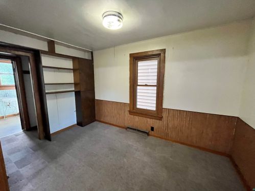 2414 2nd St, Duluth MN 55802-2013 exterior