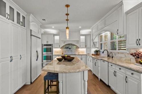 1027 Challenger, Austin TX 78734-4211 exterior