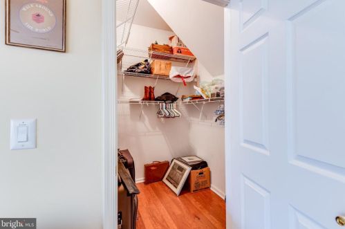 89 Warwick Way, Southampton NJ  08088-1122 exterior