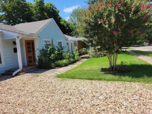 8718 Angora St, Dallas TX  75218-4011 exterior