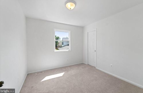 5307 Gln Grn Ct, Alexandria VA 22315-4230 exterior