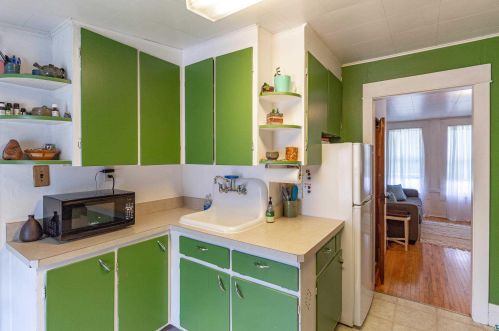 107 Harvey St, Ely MN 55731-1147 exterior