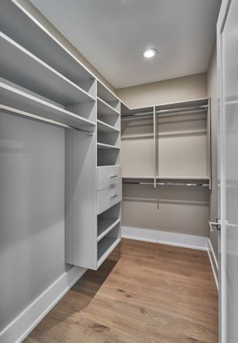 6227 Ellis Ave, Chicago IL 60653-3615 exterior