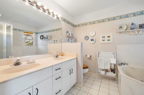 1401 18 St, Boca Raton FL 33486-6510 exterior