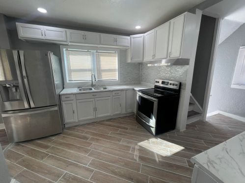 4869 57th St, Milwaukee WI  53218-4239 exterior