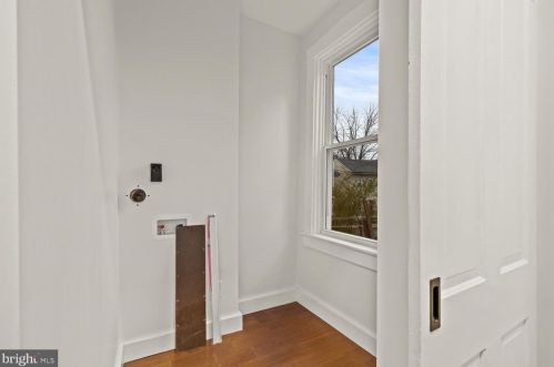 460 Queen St, Lancaster PA  17603-5618 exterior