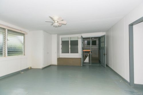 316 Elelupe Rd, Honolulu HI 96821-2211 exterior