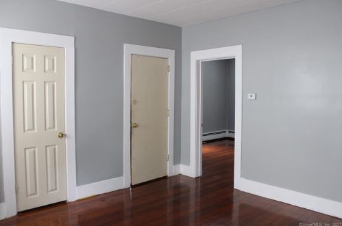 101 Belden St, New Britain CT 06051-2801 exterior