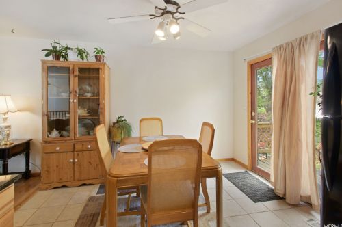 9173 Laura Anne Way, Sandy UT 84070 exterior