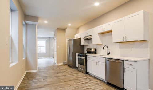 2028 Mckean St, Philadelphia PA 19145-2827 exterior