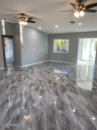 6735 10 St, Phoenix AZ 85086-0912 exterior