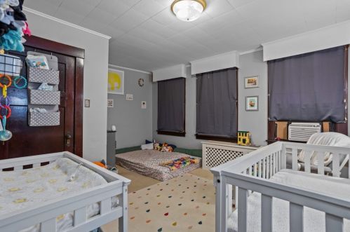 1129 Jancey St, Pittsburgh PA 15206-1326 exterior