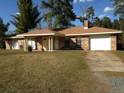 301 Alexandria Hwy, Leesville, LA 71446-2141