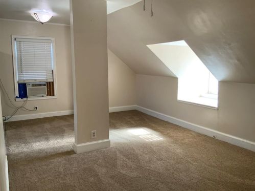 660 Morningside Dr, Atlanta GA  30324-5219 exterior