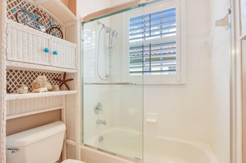 9328 Scarborough Ct, Fort Pierce FL  34986-3360 exterior